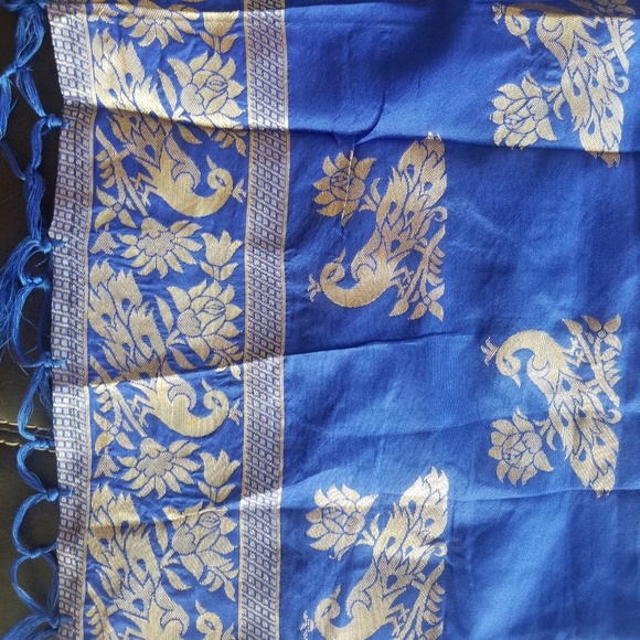 Dupatta OR scarf - Picture 2 of 2